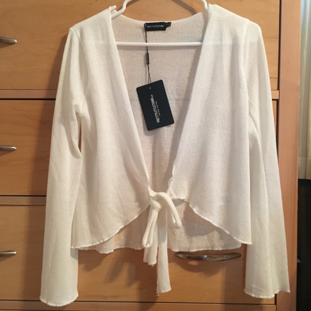 Tie Front Knit Top - Picture 2 of 3